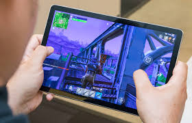 Fortnite and samsung have partnered together to make details: Fortnite On The Galaxy Tab S4 Does It Suck Laptop Mag