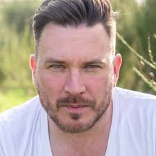 X-এ Callum Arnott: "#4oclockclub actor Layton Blake #bbc4oclockclub #actor  #actorslife #headshots #photographer https://t.co/MC4tQn1oxw"