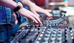 We did not find results for: Grupo Musical O Dj Cual Es La Mejor Opcion Para Tu Boda Nupcias Magazine