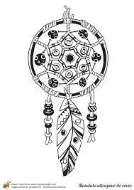 Vous pouvez utiliser cet attrape soleil comme décoration murale dans votre chambre ou dans votre jardin. Mandalas Attrape Reve Plume Page 9 Sur 12 Sur Hugolescargot Com Coloriage Mandala Mandala Attrape Reve Coloriage