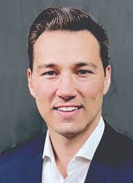 Mark Blanchette's Instagram, Twitter & Facebook