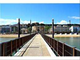 The municipality, included in the urban area of pescara, borders with chieti, miglianico, ortona, pescara, ripa teatina, san giovanni teatino and torrevecchia teatina. Re Max Lilium Agenzia Immobiliare Francavilla Al Mare