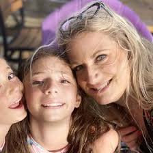 Whitney Barrera (wbarrera)