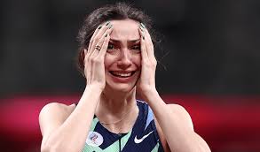 High jump is one of the crowd attractions of track and field with jumpers arching and flying to towering heights sheerly with their body weight. Qitvj7sx2lwqqm