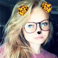 Kat Bennett (@katbennett01)