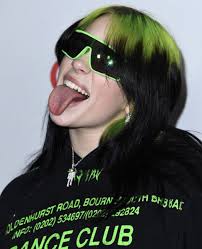 Pervert Tries To Sexualize Billie Eilish Twitter Takes Him Down Femestella Billie Eilish Billie Green Hair