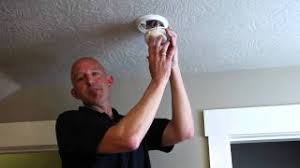 Hi, this video shows you how to change the battery in 5 different smoke alarms/detectors and 1 carbon monoxide alarm. Home Maintenance How To Change Smoke Detector Battery Youtube