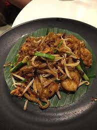 Kuey teow kungfu warung one thai s photo in kuala terengganu east coast openrice malaysia. Char Kway Teow Picture Of Cafe Malacca Hong Kong Tripadvisor