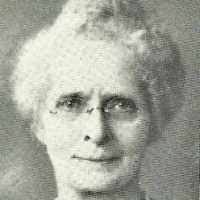 Nannie Fowler's Instagram, Twitter & Facebook