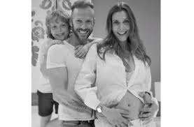 She appeared in the tv series sol de inverno starring rui unas in 2013. Ele Queria Muito Ter Alguem Claudia Borges Conta Como O Filho Reagiu A Nova Gravidez