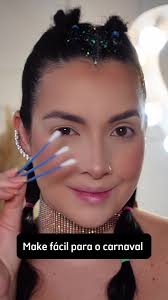 Maquiagem colorida simples para arrasar no carnaval
