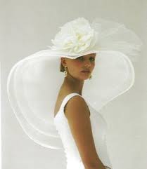 The Chapeau Veil Hybrids Mean Combos Between Hat And Veil French Designer Catherine Alhinc Tip Of The Day To C Wedding Hats Fancy Hats Derby Hats