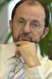 Nederland. Den Haag. 18-08-2004 Paul Schnabel. Prof.Dr. Directeur scp….  Available for sale