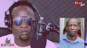 P the mc ametumia dakika zake 10 kwa ku free style na pia kutoa mistari ya baadhi ya nyimbo ambazo hazija toka huku akitoa mafunzo zaidi ndani ya planet. Coyo Tz Herunterladen