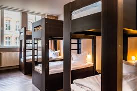 Bathroom + kitchen is shared with me (if even in berlin). Mehrbettzimmer Smart Stay Hotels