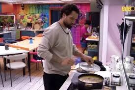 BBB 26: Post antigo de Brigido em apoio a casamento gay alimenta boatos na web