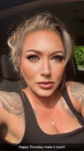 April Lingerfelt's Instagram, Twitter & Facebook