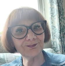 So did we get a taxi in town? If so what's the number?