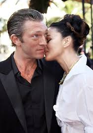 Vincent cassel, при рождении венса́н крошо́н (фр. Monica Bellucci And Vincent Cassel Separating After 14 Years Oneshotoneplace Com Osop
