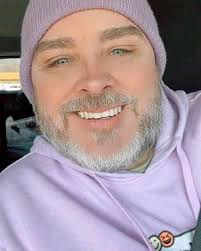 Honey if you don't pay for the membership card how will you think I'll be  able to come over to you with the VIP membership my management will  officially approve my trip |