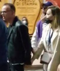 La sua attuale compagna denise esposito è incinta. Gigi D Alessio Sorpreso Con La Sua Nuova Fiamma Ecco Chi E Denise Esposito Corrieredelmezzogiorno It