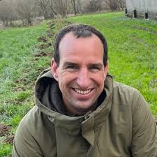 Une mission d'industrialisation de 10 mois qui s'achève chez Mayran  Industries, premier constructeur de Composteurs Electromécaniques en  France, avec comme cadeau de départ ce trophée original en…