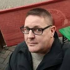 Everyone over 56 years old, raise your hand 🙋🏼‍♀️ I'm very curious to see  who the algorithm recommends me to 🫶🏻