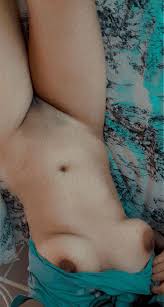 Tiny nude : rGonewild18