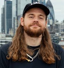 Lana Connolly's Instagram, Twitter & Facebook