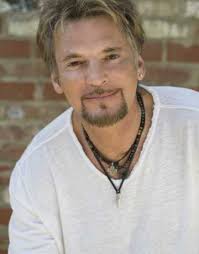 美國紐約】約翰·列儂致敬演唱會| Peter Jay Sharp Theatre at Symphony Space: 日期及行程| Trip.com