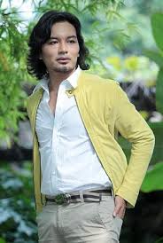 Anuar zain tabs, chords, guitar, bass, ukulele chords, power tabs and guitar pro tabs including sedetik lebih, ketulusan hati, perpisahan, suasana hari raya, ajari aku. Anuar Zain Tiada Isu Lelaki Ini Dinyanyikan Artis Indonesia Hiburan Mstar