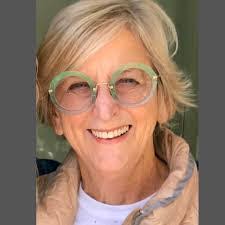 Jill Agnew's Instagram, Twitter & Facebook