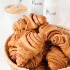 Franzbrotchen Rezept Diese Kuchen Sind Nicht Nur Zum Fruhstuck Toll Herzelieb Franzbrotchen Rezept Rezepte Brot Backen Rezept Einfach