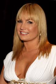 They divorced on november 19, 2012. Sandra Romain Wiki Bio