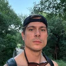 Justin Bieber spazzes