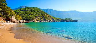 Paradiesischer Strandurlaub mit alltours