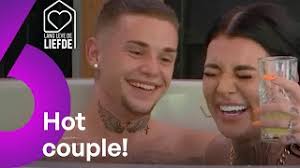 OMG! Ze kennen elkaar al via INSTAGRAM! 'Je bent HELEMAAL MIJN TYPE!'