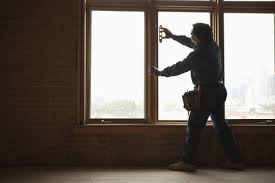 Homeadvisor's vinyl or aluminum window guide compares which is better and pros and cons or each. Fiberglass Vs Vinyl Windows Buying Guide
