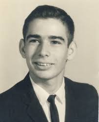 Alan Moman's Instagram, Twitter & Facebook