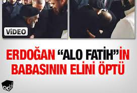 Alphan akçaöz, sosyal medya hesabından da kızının kayıp olduğu haberini paylaşarak yardım istedi. Cumhurbaskani Tayyip Erdogan Alo Fatih In Babasi Emin Sarac In Elini Optu