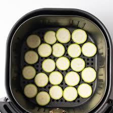Erfahren sie alles was sie über saison, lagerung und geschmack wissen müssen. Air Fryer Zucchini Chips Easy Healthy Recipes