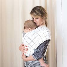 Commandez Des Maintenant Notre Echarpe Porte Bebe Bio Aztec Studio Romeo Echarpe De Portage Bio Pour Le Bien Etre De Bebe Babytragetuch Tragetuch Babytrage