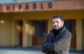 A že by mu to nějak extra pálilo. Exkluzivne V Magazinu Patriot I Divadlo Je Byznys Patriot Magazin