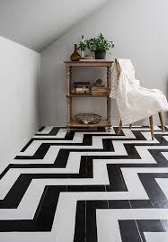 Tutorial How To Paint Chevron Floor Inspired By Twin Peaks Chevron Floor Painted Floor Painting Tile Floors