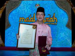 Lagu yang berkumandang setiap kali sambutan maal hijrah diadakan.saya pun tak tahu tahun bila lagu ni dibuat tapi dari zaman. Dr Noor Hisham Dinobat Tokoh Maal Hijrah 2020