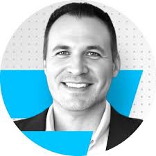 happybirthdaytome #weneedabiggercake #lightitup #harlowecreators #harlowe  #adobe #lightroom #sonyalpha