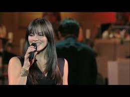 Katherine Mcphee Singing Cole Porter Accompanied By Chris Botti In Front Of The Boston Pops She Gets Under My Skin Chris Botti Jazz Music Music Heals