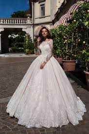 Wedding Dresses Evening Dresses Children S Dresses Rental Services Gaun Perkawinan Gaun Pengantin Impian Gaun Pengantin Putri