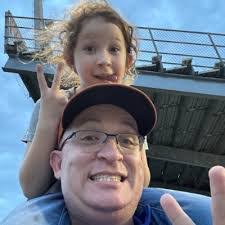 Marc Bratton's Instagram, Twitter & Facebook