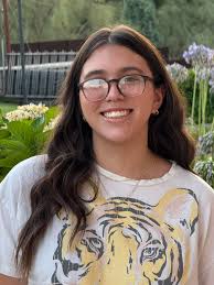 Can you take the glare off my glasses?